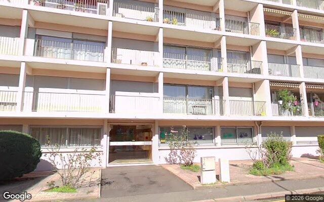 Façade : 9 boulevard de la Mutualite 3200 Vichy, Vichy